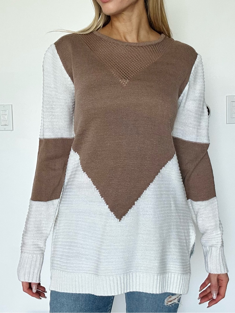 Colorblock Crewneck Sweater - Brown & White